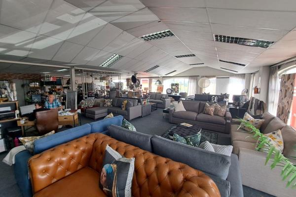 To Let commercial Property for Rent in Oakdale Western Cape